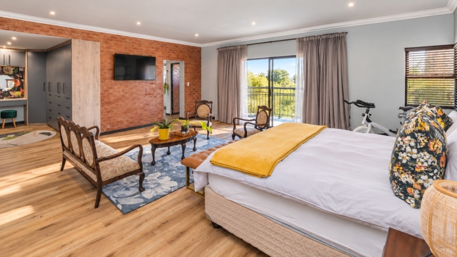5 Bedroom Property for Sale in Xanadu Nature Estate North West